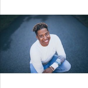 Meet your Posher, Warren